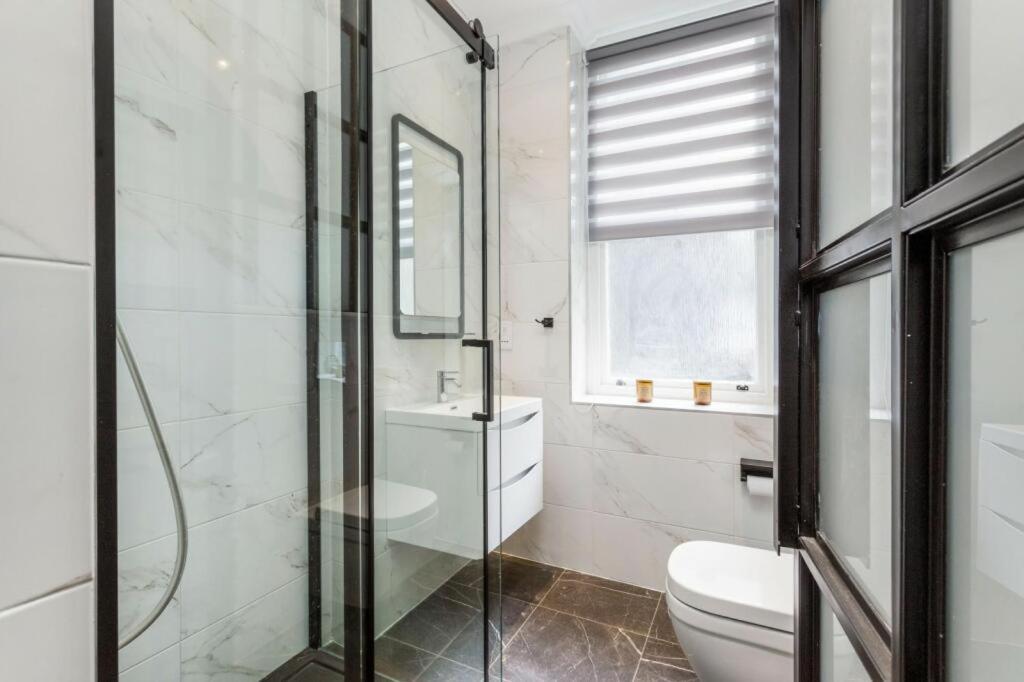 伦敦Modern Chelsea Flat, 3Bd 2Bath, With Parking公寓 外观 照片